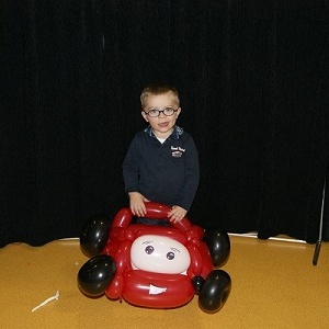 Voiture en sculpture de ballons